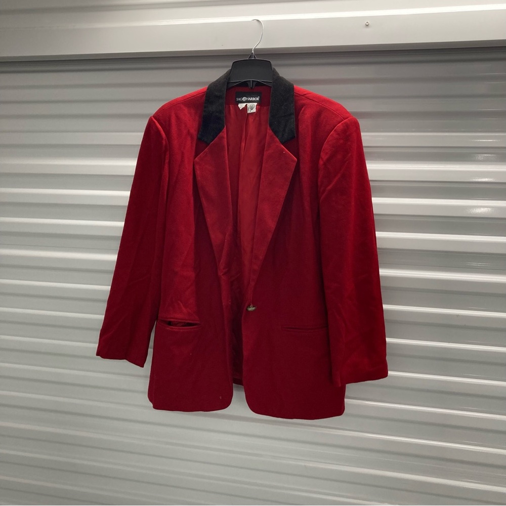 Sag Harbor Red Blazer with Black Label /CLP